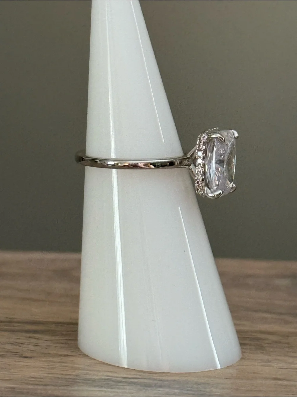 Pavoi “Take A Vow Radiant Cut Ring” Size 5. Brand New!